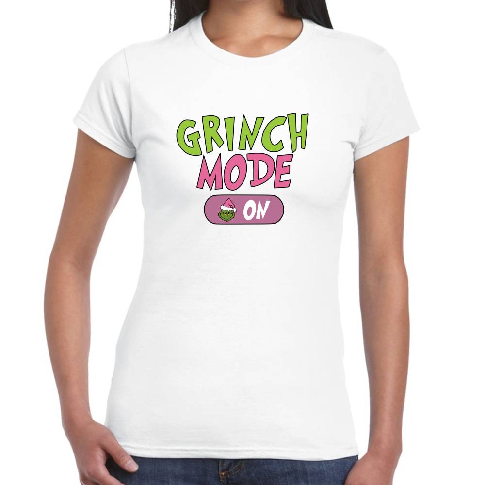 Playera The Grinch Mode On Navidad Algodón Premium #0001396 Imagen secundaria del producto