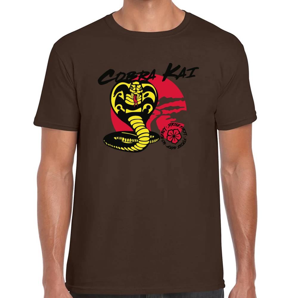 Playera Cobra Kai Cobra Standing Algodón Premium #0003262
