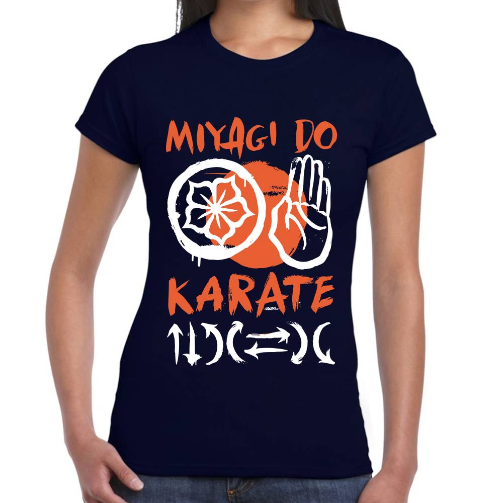 Playera Señor Miyagi Direcciones Karate Kit Algodón Premium #0003265